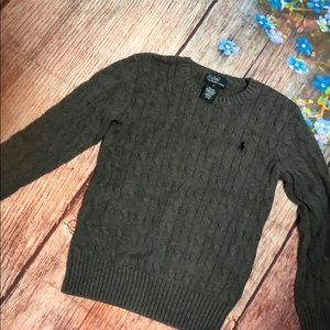 Cable knit boy’s sweater